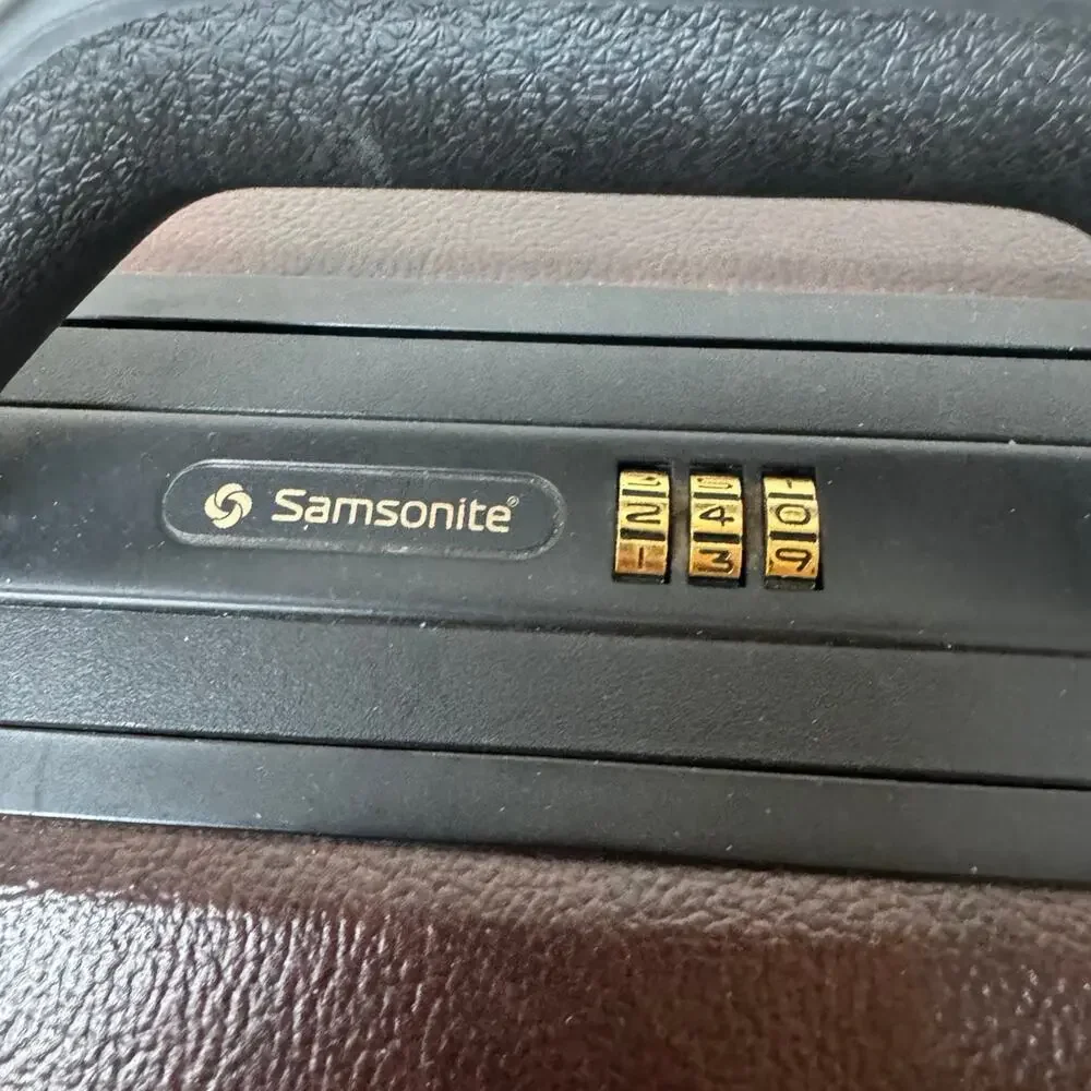 Vintage samsonite briefcase